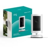Ring Videocamera esterna Plus plug-in (Outdoor Camera Plus Ultimo modello) Video 2K grandangolare Videocamera di sicurezza wireless fai-da-te | Prova gratuita di 30 giorni piano d’abbonamento Ring