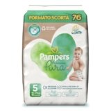 Pampers Protezione Pura, Taglia 5 (11-25 kg), Ipoallergenico, Barriera Stop&Protect, Anti-Fuoriuscite, Formato Scorta, 0% Profumo e Lozioni, Pelli Sensibili, Ultra Morbido, 76 Pannolini Bambino